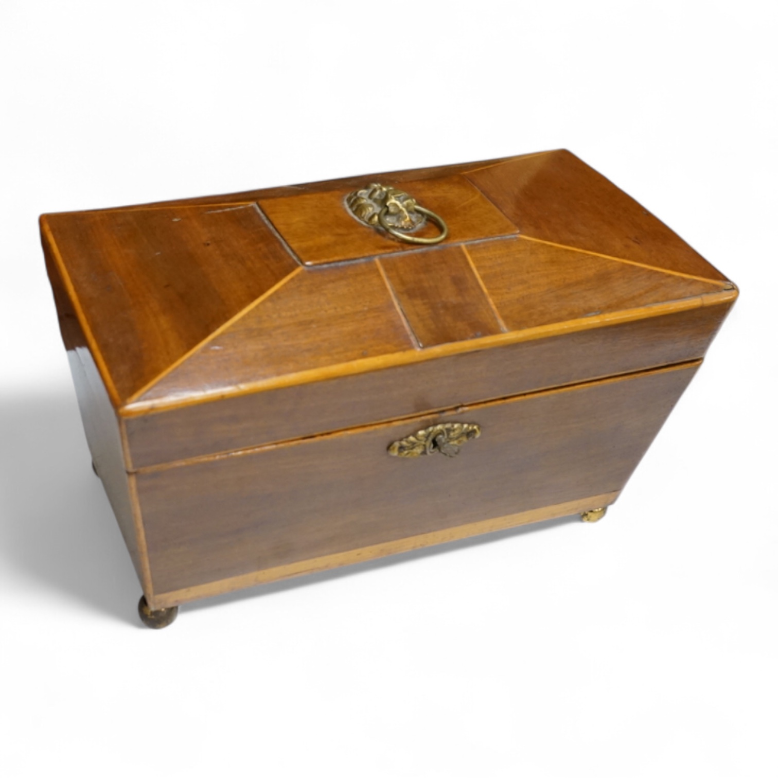 A Japanese parquetry table-top cabinet and a 19th century tea caddy, cabinet 33cm wide, 26cm high.